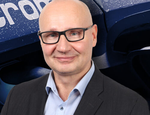 Uusi myyntipäällikkömme Hannu Kukkonen kehittää eMobility-liiketoimintaa isolla innolla ja poikkeuksellisen pitkällä kokemuksella