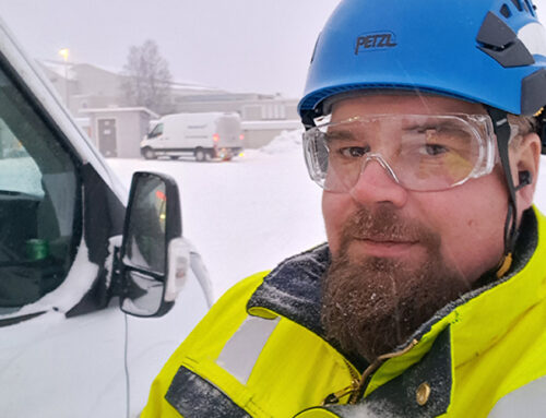 Huoltoteknikko Tuomo Hautaniemi on Wennstromin liikkuva Lapin yksikkö